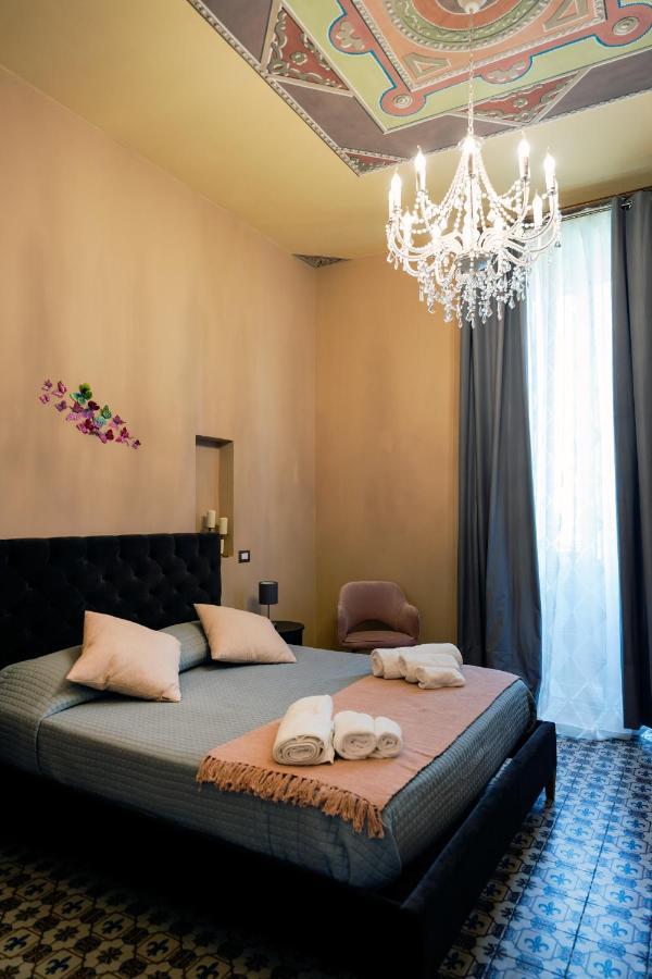那不勒斯Antica Dimora Deluxe住宿加早餐旅馆 外观 照片